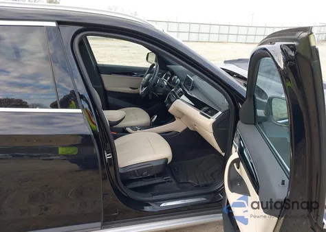 2022 BMW X1 xDrive28I из США, поврежденный, VIN WBXJG9C08N5U54994